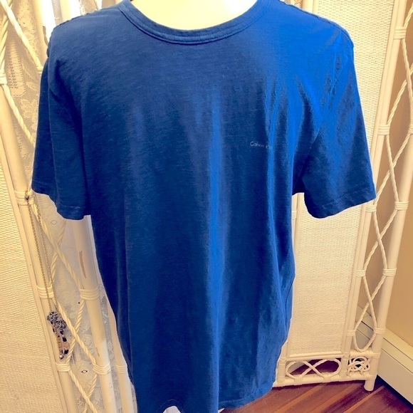 Calvin Klein Tee Shirt Cobalt Blue Logo Short Sleeve Men's size Medium - Picture 2 of 9